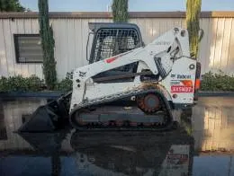 Bobcat T650 Skid_Steers 7