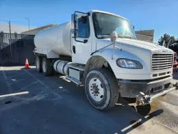 Freightliner M2-106 Water_Trucks 4