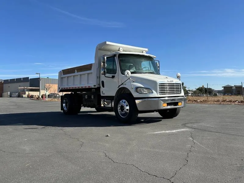 Freightliner M2 5