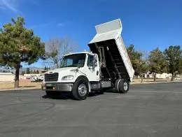 Freightliner M2  9