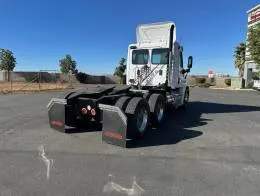 Freightliner Cascadia 125  5