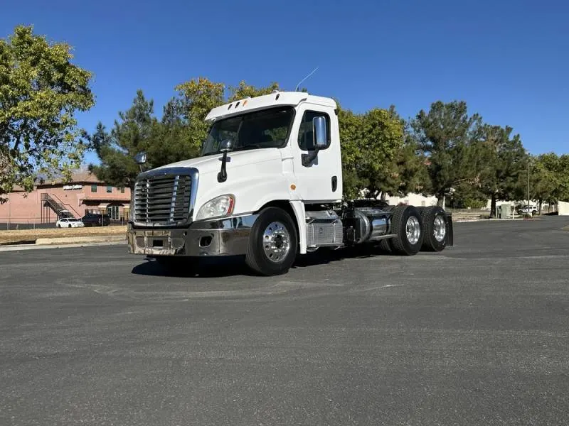 Freightliner Cascadia 125 6