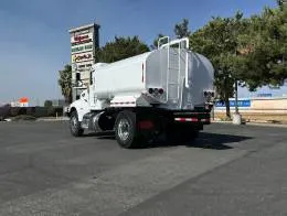 Peterbilt 337  5