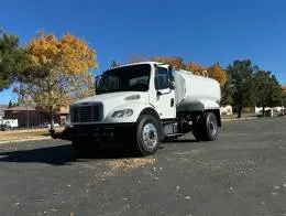 Freightliner M2  1