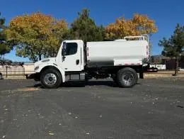 Freightliner M2  2