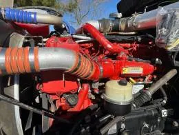 Kenworth T800  12