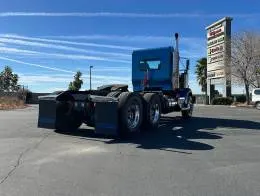 Kenworth T800  5