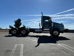 Kenworth T800  6