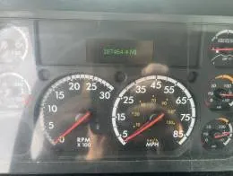 Freightliner Cascadia 125  12