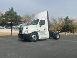 Freightliner Cascadia 125  1