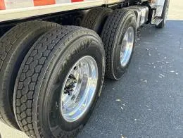 Freightliner M2  14