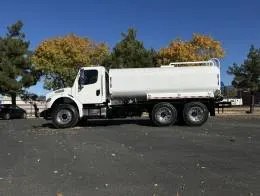 Freightliner M2  2