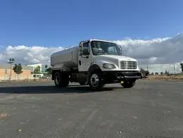 Freightliner M2  7