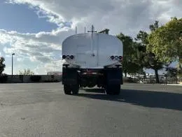 Freightliner M2  4