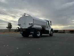 Freightliner M2  5