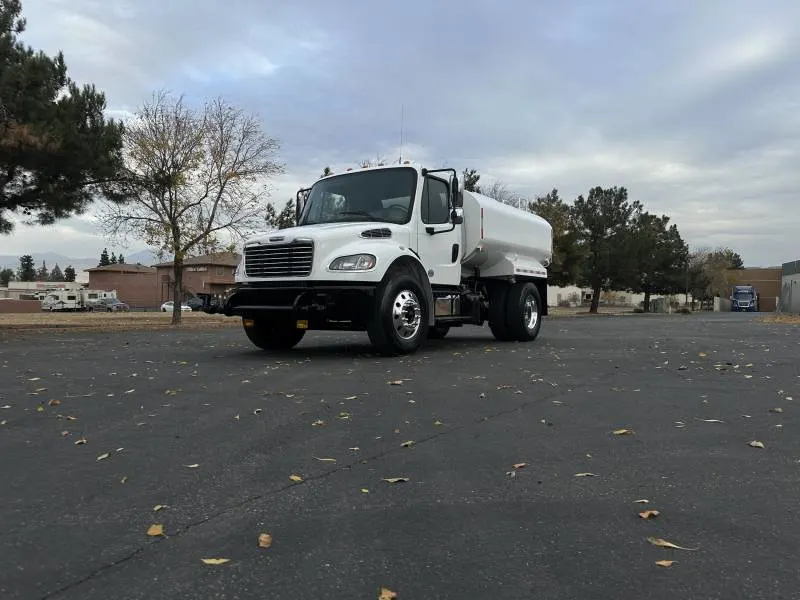 Freightliner M2 1