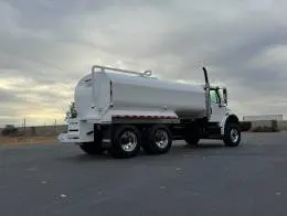 Freightliner M2  5