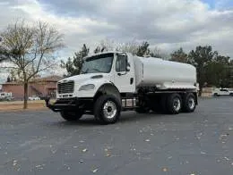 Freightliner M2  1