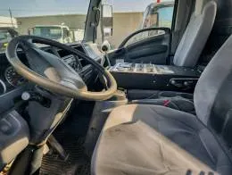Isuzu Tymco 435 Sweeper_Truck 10