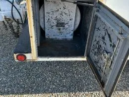 Peterbilt 335 Service_Truck 8