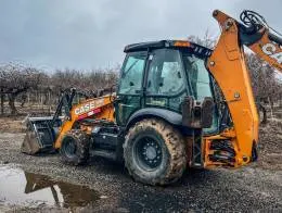 Case 580 SN  1