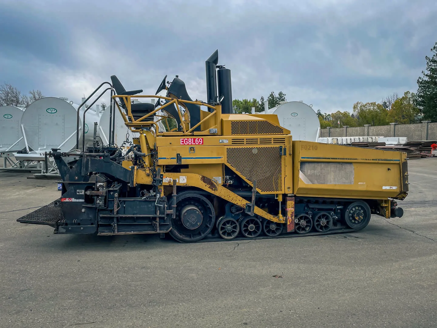 Caterpillar AP1055D Asphalt_Pavers 10