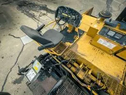 Caterpillar AP1055D Asphalt_Pavers 17