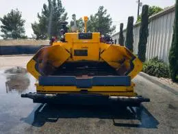 LeeBoy 8515C Asphalt_Pavers 6