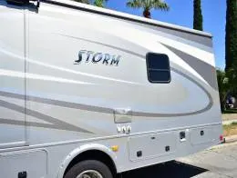 Fleetwood Storm 32V Other_Vehicles 38