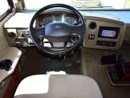 Fleetwood Storm 32V Other_Vehicles 57