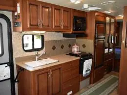 Fleetwood Storm 32V Other_Vehicles 71