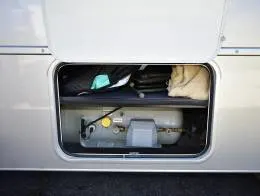 Fleetwood Storm 32V Other_Vehicles 46
