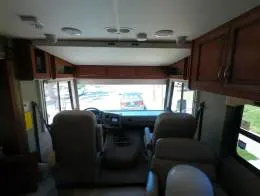 Fleetwood Storm 32V Other_Vehicles 9