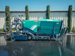 VÖGELE Super 700 Asphalt_Pavers 1