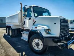 Freightliner 108SD Water_Trucks 1