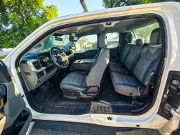 Ford F250 Pickup 11