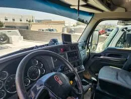 Kenworth T880  5