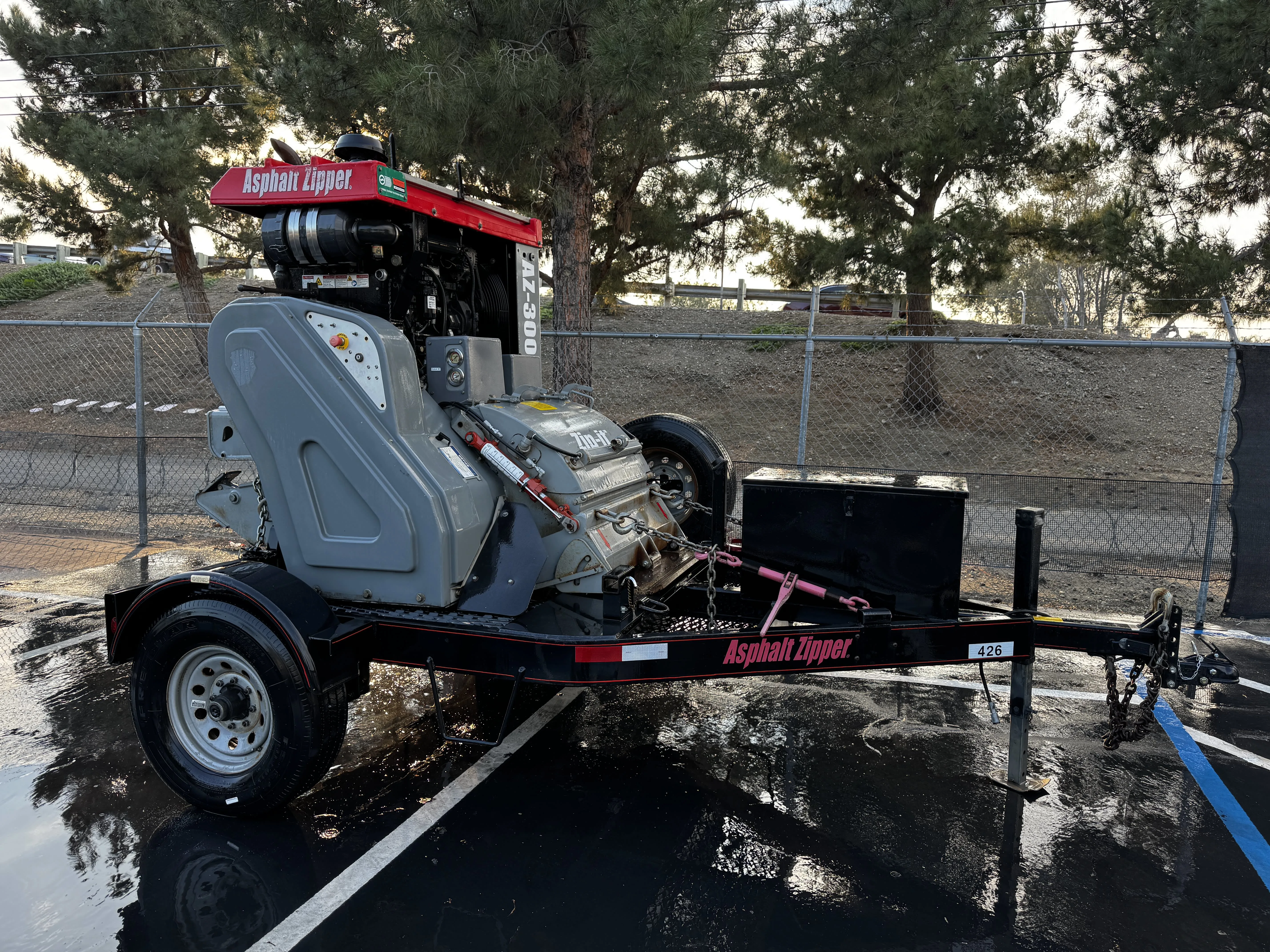 Asphalt Zipper AZ300B 4