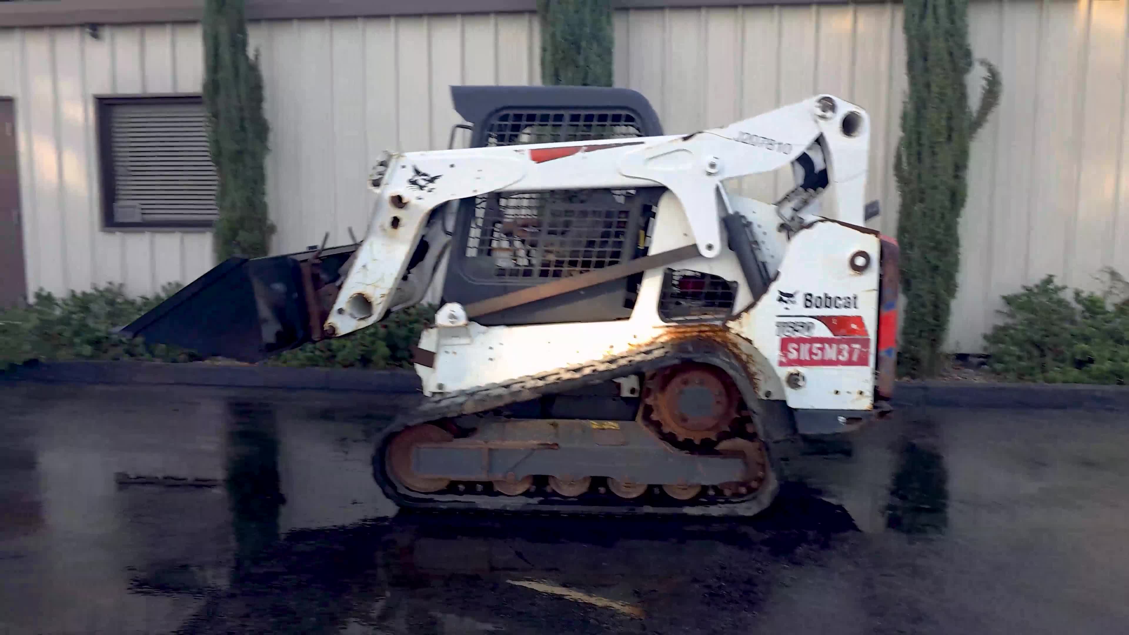 Bobcat T650 Skid_Steers 11