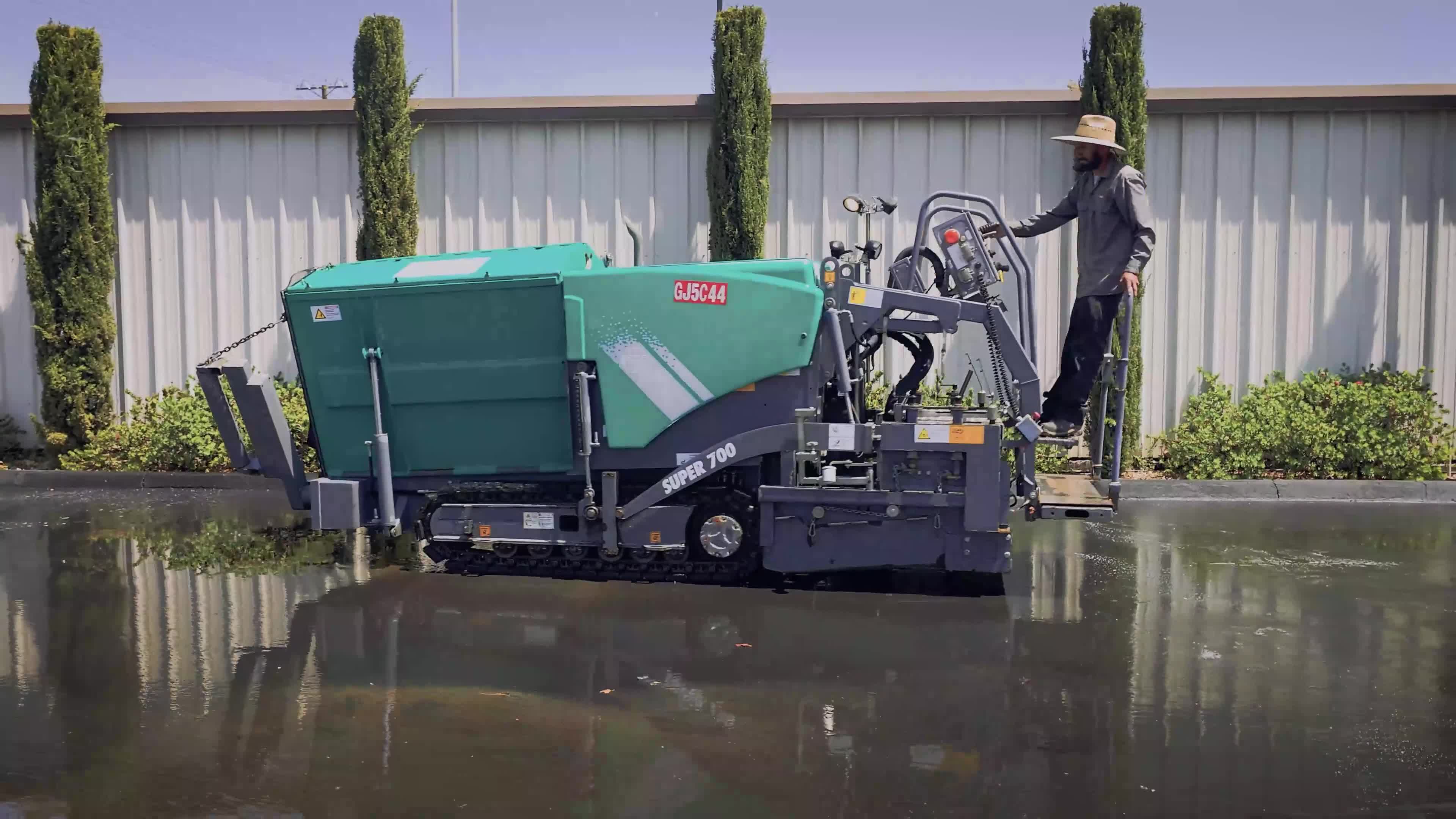 VÖGELE Super 700 Asphalt_Pavers 12