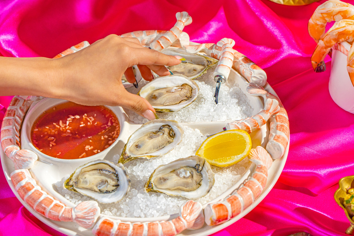 Photo 1 of 4: Broad Street Oyster Co. (Santa Barbara)