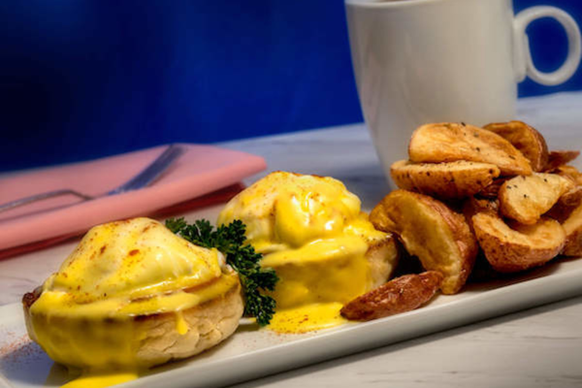 Cafe Hollywood