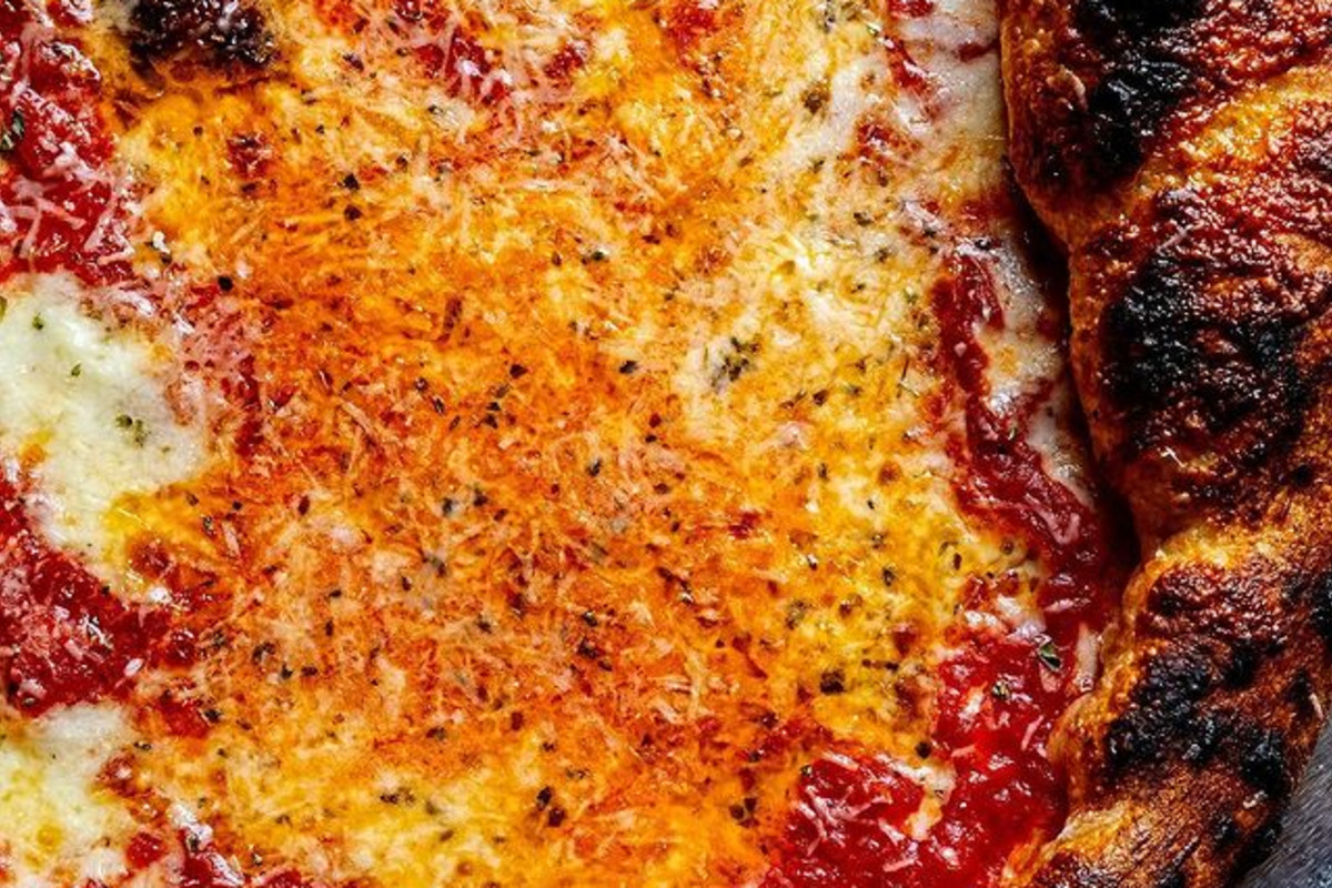 Flora Pizzeria