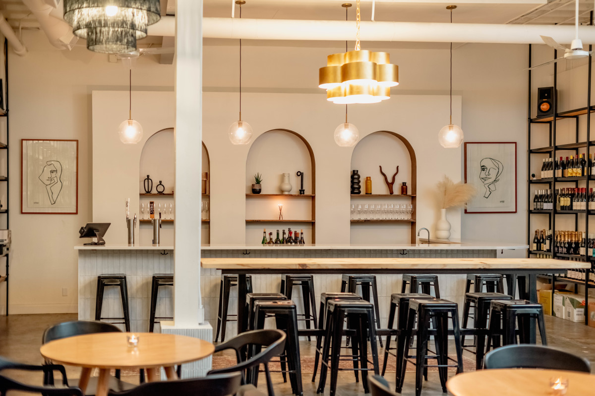 Cape Bottle Room