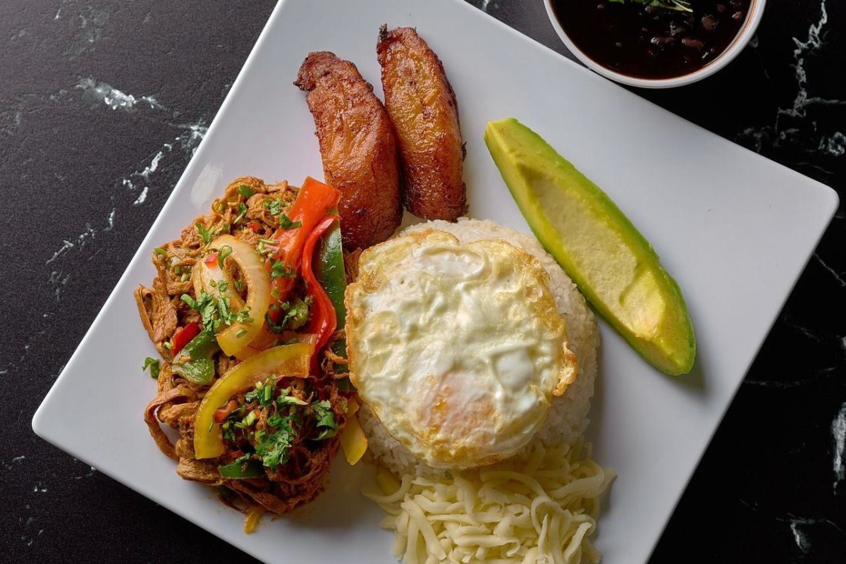 Sanzoncito Latin Food