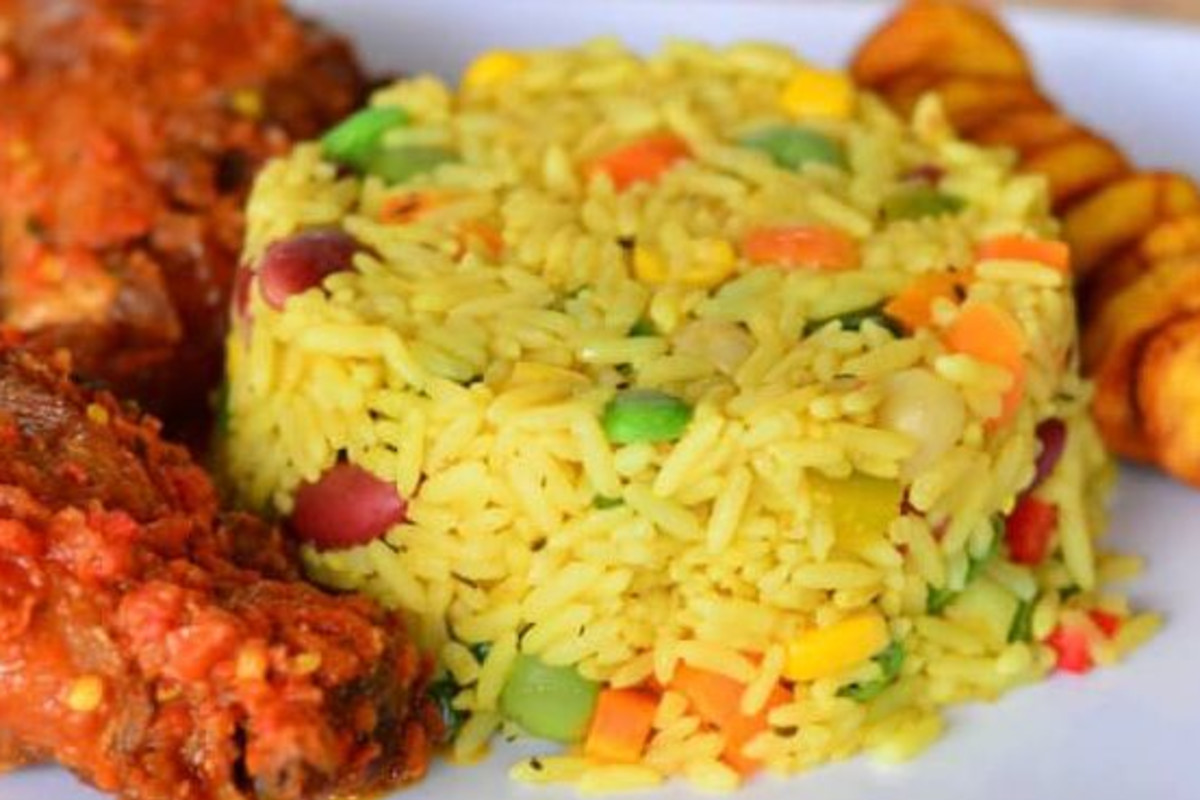 Arona Food Place