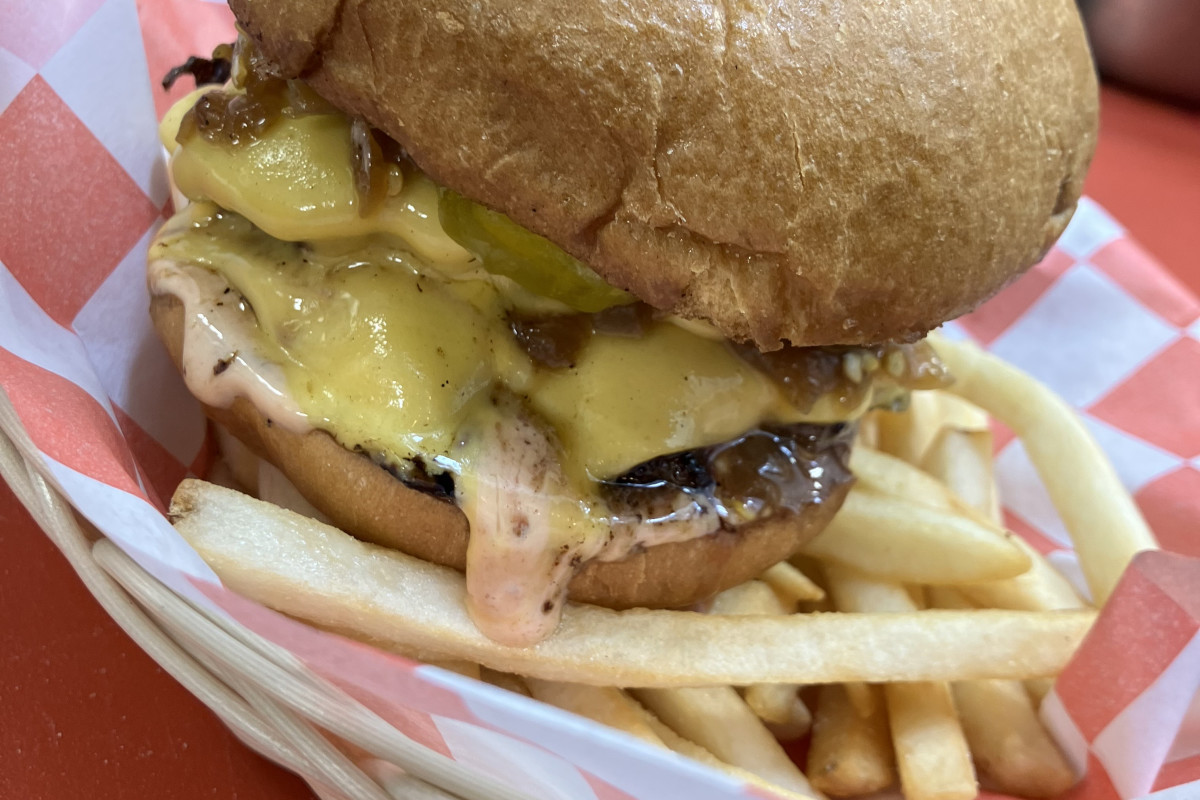 Max Bar & Grill