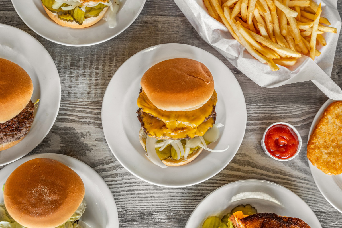 Photo 1 of 4: Lucy's Burger Bar