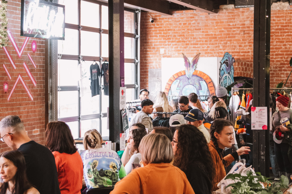 Rival Bar (Coati Food Hall)