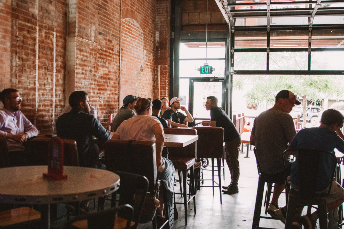 Uprise Taphouse (Coati Food Hall)